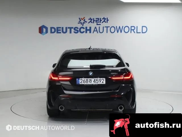 BMW 1-Series 1 Series (F40) 2023 года - вид 4