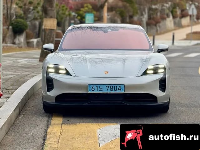 Porsche Taycan Taikan 2022 года - вид 2