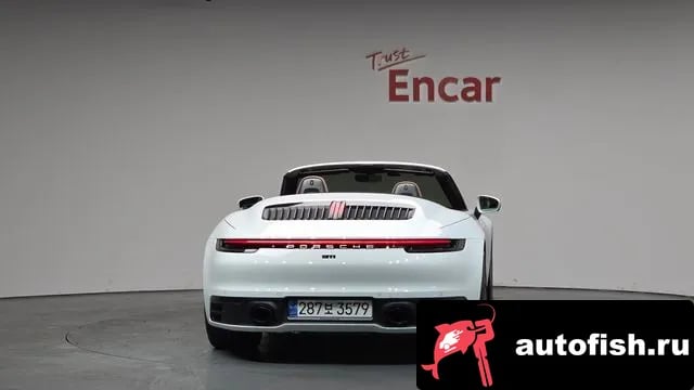 Porsche 911 911 (992) 2024 года - вид 3