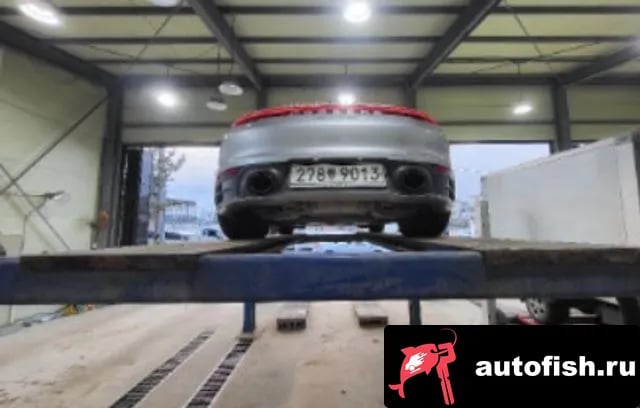 Porsche 911 911 (992) 2020 года - вид 2