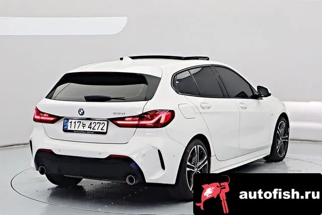 BMW 1-Series 1 Series (F40) 2022 года - вид 2