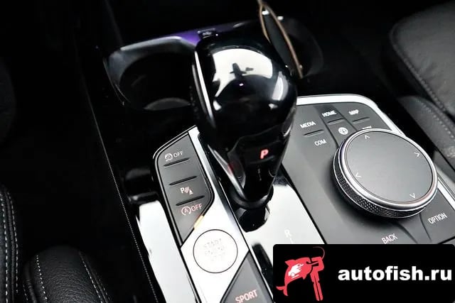 BMW 1-Series 1 Series (F40) 2022 года - похожие автомобили