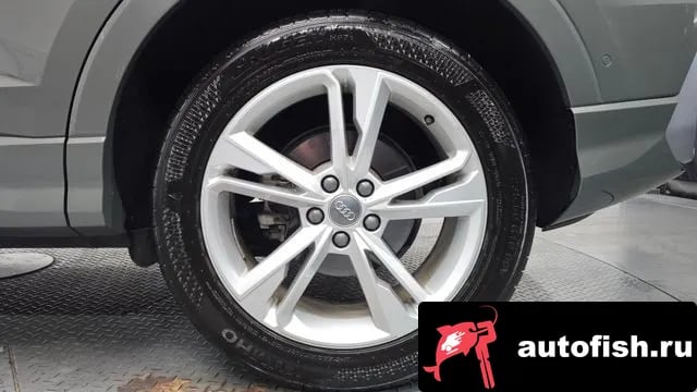 Audi Q3 Q3 (F3) 2020 года - вид 4