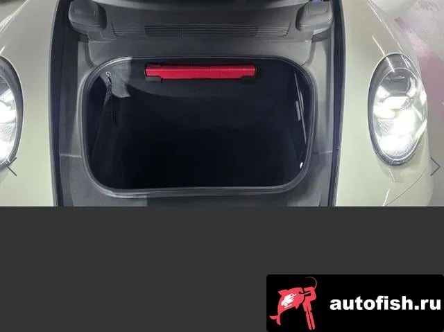 Porsche 911 911 (992) 2022 года - вид 6