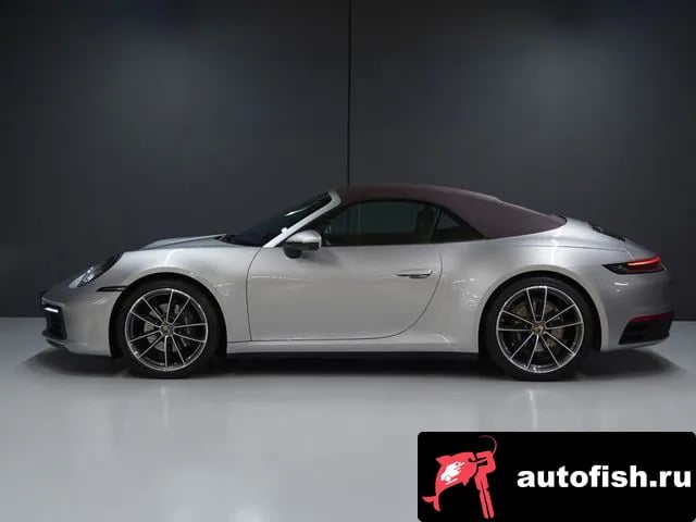 Porsche 911 911 (992) 2023 года - вид 4
