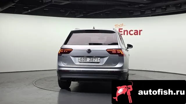Volkswagen Tiguan Tiguan second Generation 2018 года - вид 4