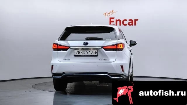 Lexus RX RX450hL 4th Generation 2020 года - вид 4