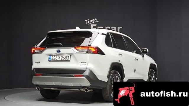 Toyota RAV4 RAV4 5th Generation 2024 года - вид 2