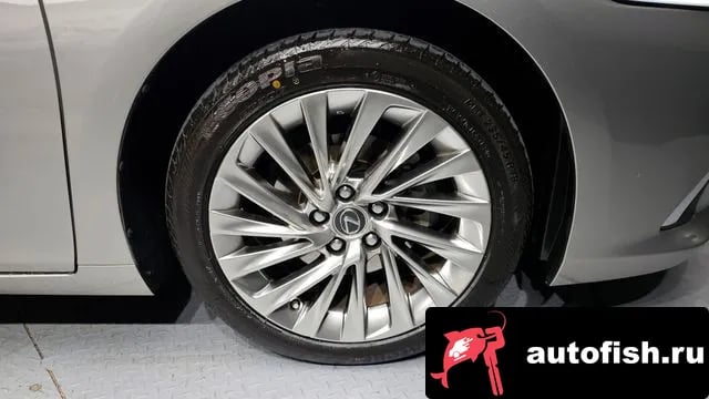 Lexus ES ES300h 7th generation 2021 года - вид 5