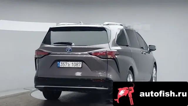 Toyota Sienna Siena 4th Generation 2022 года - вид 3