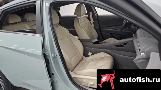 Hyundai AVANTE The New Avante (CN7) 2024 года - похожие автомобили