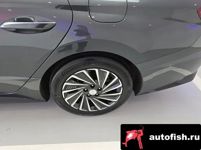 Hyundai Sonata Sonata Hybrid (DN8) 2019 года - похожие автомобили