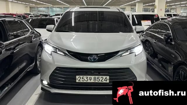 Toyota Sienna Siena 4th Generation 2022 года - автомобиль из Южной Кореи