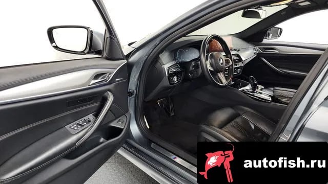 BMW 5-Series 5 Series (G30) 2019 года - похожие автомобили