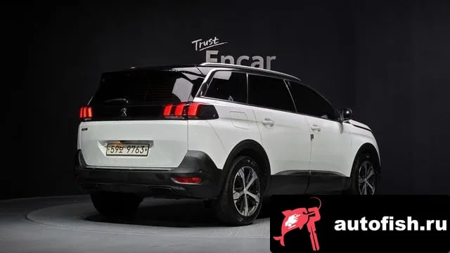 Peugeot 5008 5008 second generation 2019 года - вид 2