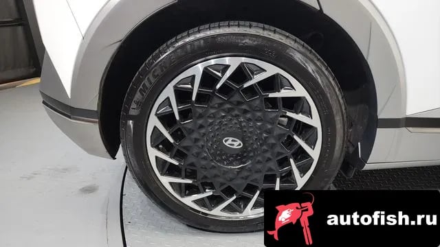 Hyundai Ioniq5 Ionic 5 2021 года - вид 4