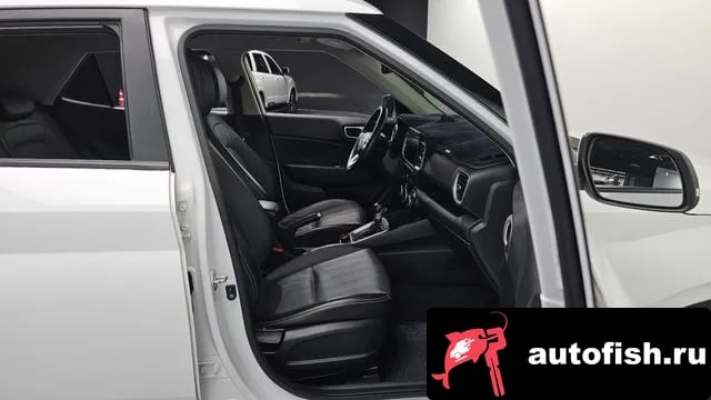 Hyundai Venue Venue 2019 года - похожие автомобили