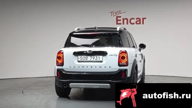 Mini Countryman Cooper D Country Man 2018 года - вид 3