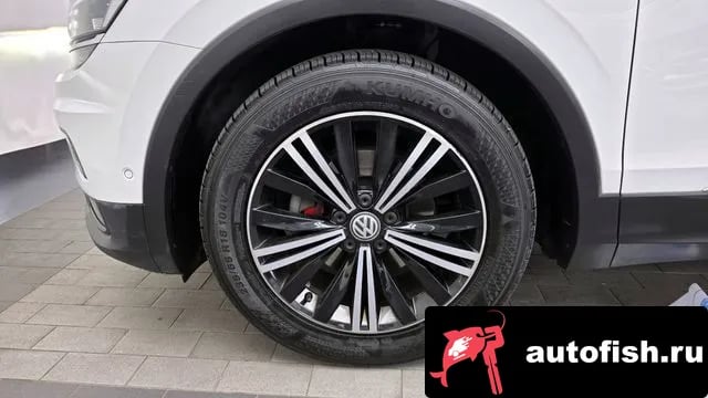 Volkswagen Tiguan Tiguan second Generation 2019 года - вид 5