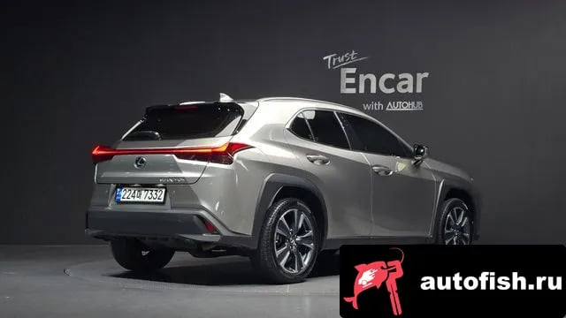 Lexus UX UX250h 2022 года - вид 2