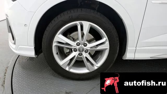 Audi Q3 Q3 (F3) 2020 года - вид 5