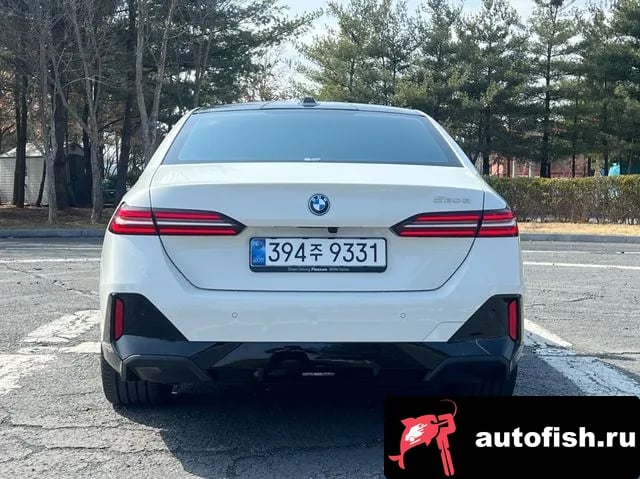 BMW 5-Series 5 Series (G60) 2025 года - вид 6