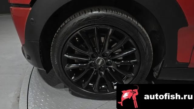 Mini Clubman Cooper Clubman 2020 года - вид 5