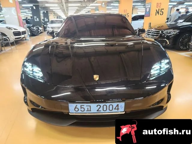 Porsche Taycan Taikan 2025 года - вид 1