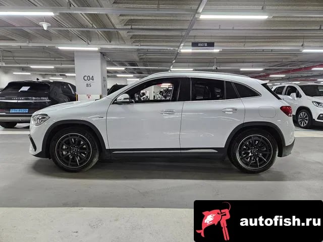 Mercedes-Benz GLA-Class GLA - Class H247 2023 года - вид 3