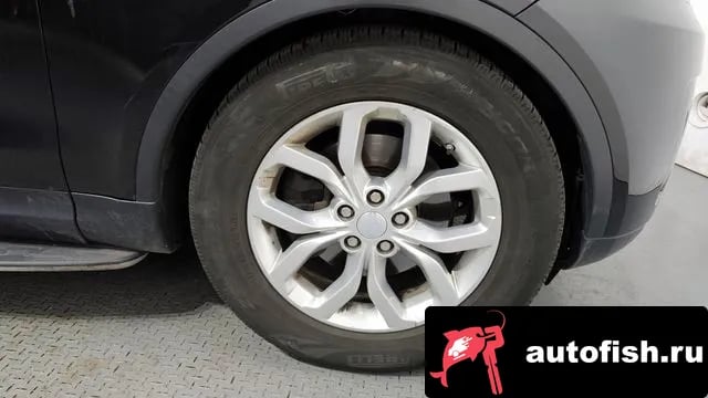 Land Rover Discovery Discovery 5 2018 года - вид 4