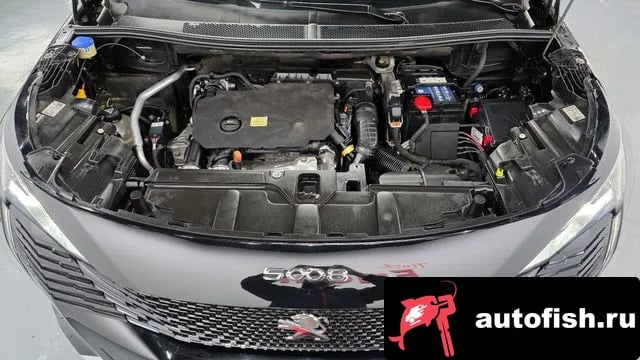 Peugeot 5008 5008 second generation 2021 года - вид 6