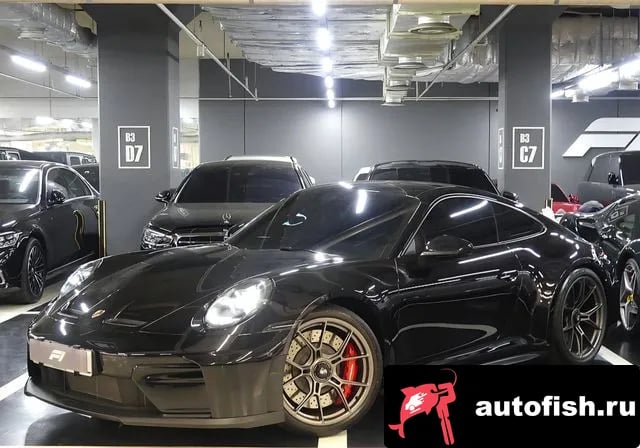 Porsche 911 911 (992) 2025 года - вид 2