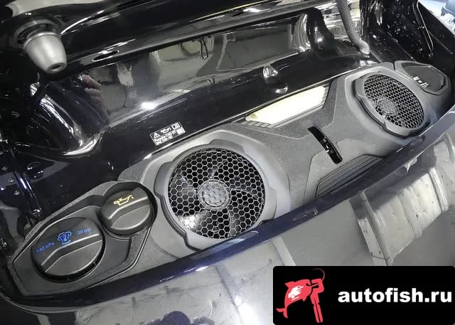 Porsche 911 911 (992) 2025 года - вид 5