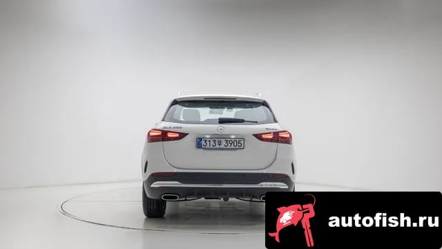 Mercedes-Benz GLA-Class GLA - Class H247 2025 года - вид 4