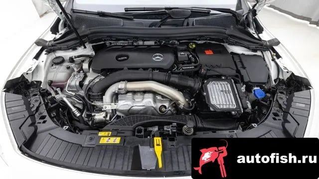 Mercedes-Benz GLA-Class GLA - Class H247 2025 года - вид 6