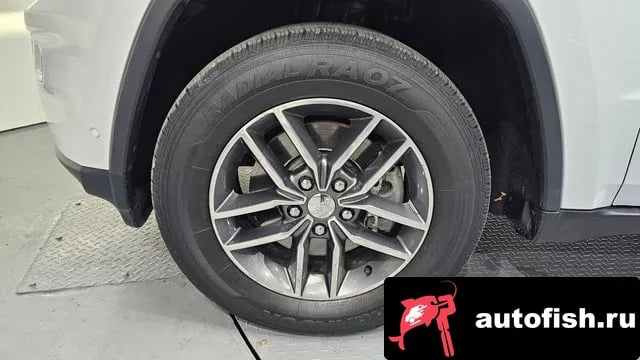 Jeep Cherokee Grand Cherokee 2018 года - вид 5