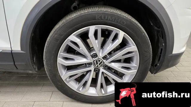 Volkswagen T-Roc Tyrok 2021 года - похожие автомобили