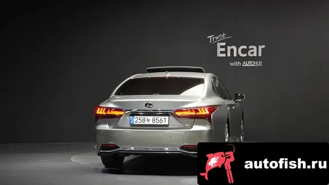 Lexus LS LS500h 5th generation 2023 года - вид 4