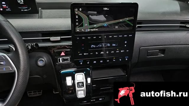 Hyundai Staria Staria 2024 года - похожие автомобили