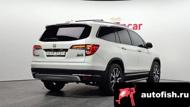 Honda Pilot Pilot 3rd generation 2019 года - вид 2