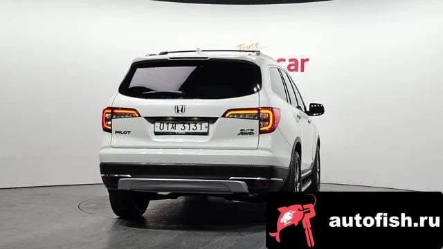 Honda Pilot Pilot 3rd generation 2019 года - вид 4
