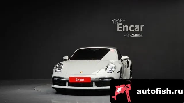 Porsche 911 911 (992) 2022 года - вид 3