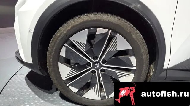 Renault Korea (Samsung) Scenic Senik 2025 года - вид 5