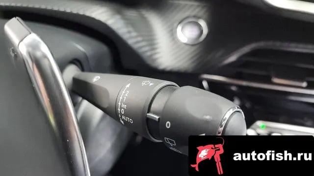 Peugeot 2008 2008 Second generation 2022 года - похожие автомобили