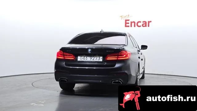 BMW 5-Series 5 Series (G30) 2018 года - вид 4