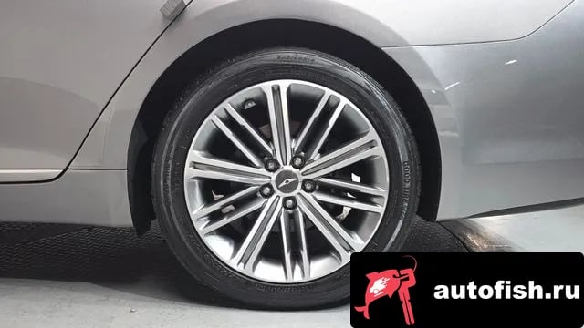 Genesis G80 G80 2019 года - вид 4