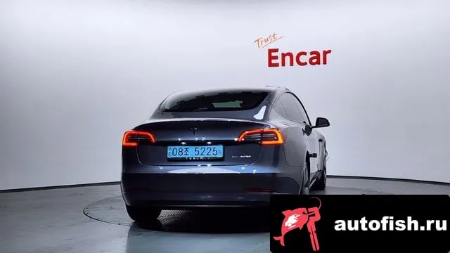 Tesla Model 3 Model 3 2022 года - похожие автомобили
