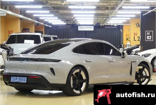 Porsche Taycan Taikan 2024 года - вид 3