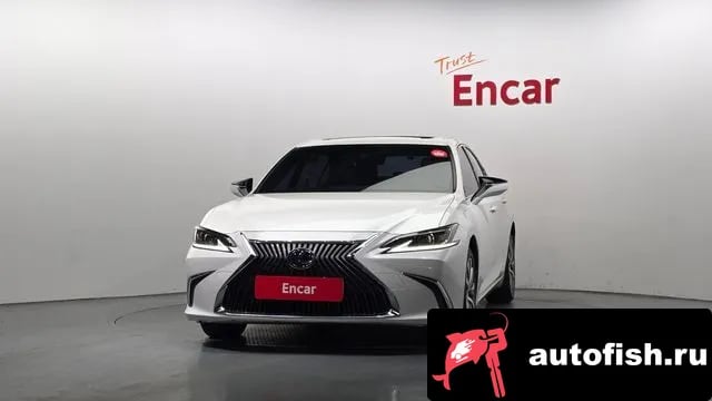 Lexus ES ES300h 7th generation 2019 года - вид 3