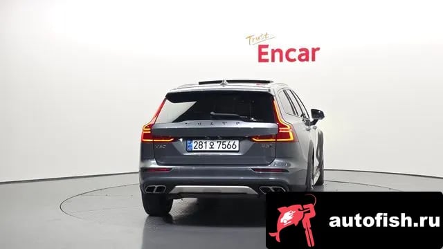 Volvo V60 V60 Cross-country 2nd Generation 2020 года - вид 4